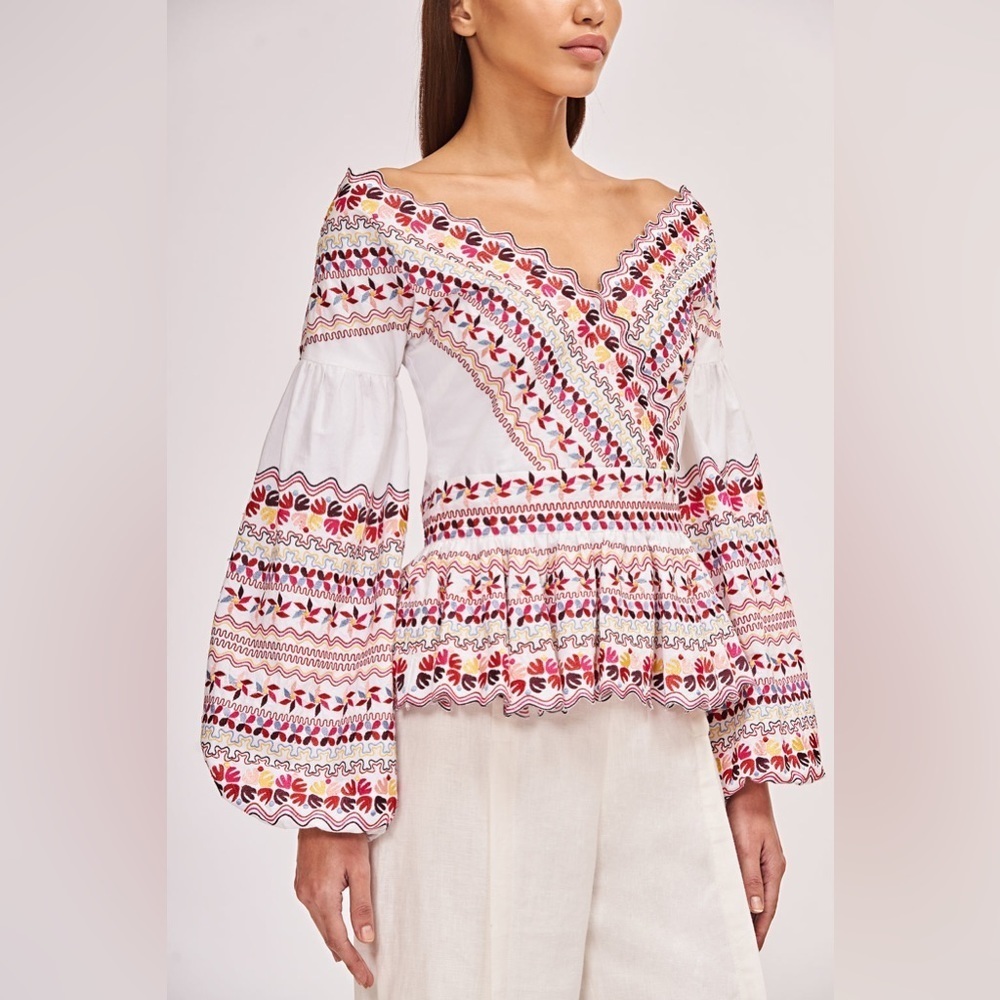 Amur Alma Embroidered Blouse XS‎